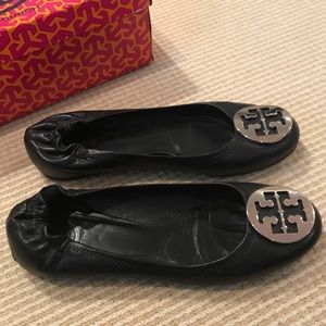 Tory Burch Reva Flat - Black